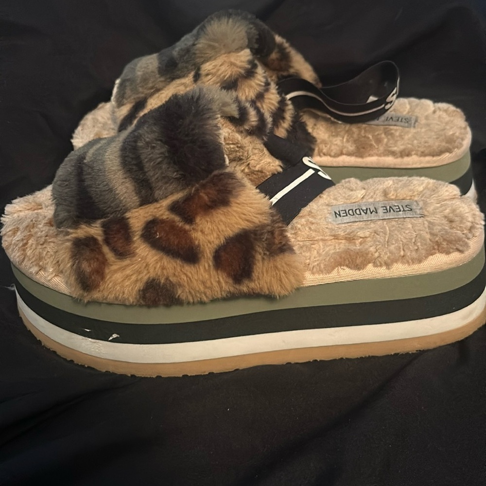 Steve Madden Stacked Slides